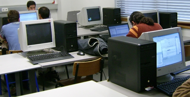 Portugal: Em 2015 vão faltar 8 mil informáticos