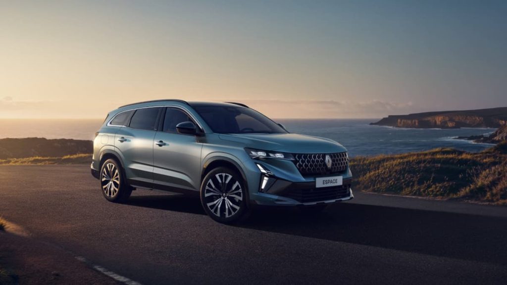 Novo Renault Espace: design modernizado para o familiar híbrido mais eficiente do mercado