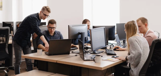 A empresa cresce. Mas quem trata dos computadores?